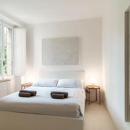 Apartment Giuliny Lovely Flat - The House Of Travelers *